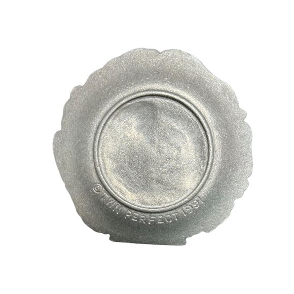 Vintage 1991 TWN Perfect Silver Pewter Floral Basket Embossed Wall Art Decor - Picture 10 of 11